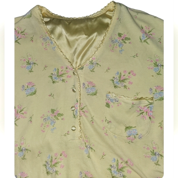 CottageCore Nightgown Floral Vintage Waffle Satin Details - Picture 9 of 9